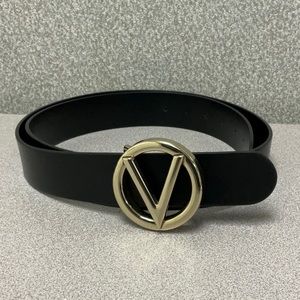 Valentino Belt. Size Large, black